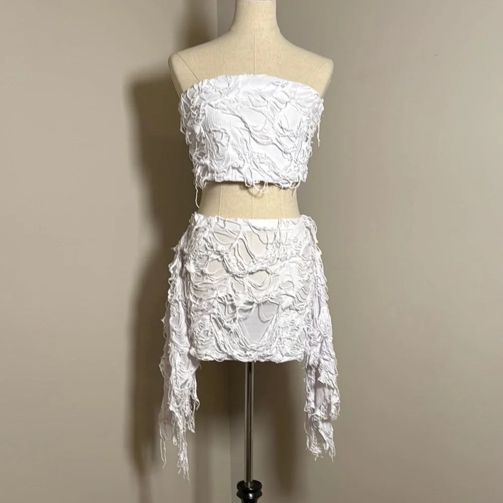 AKIRA White Distressed Tube Top & Skirt - Picture 1 of 8